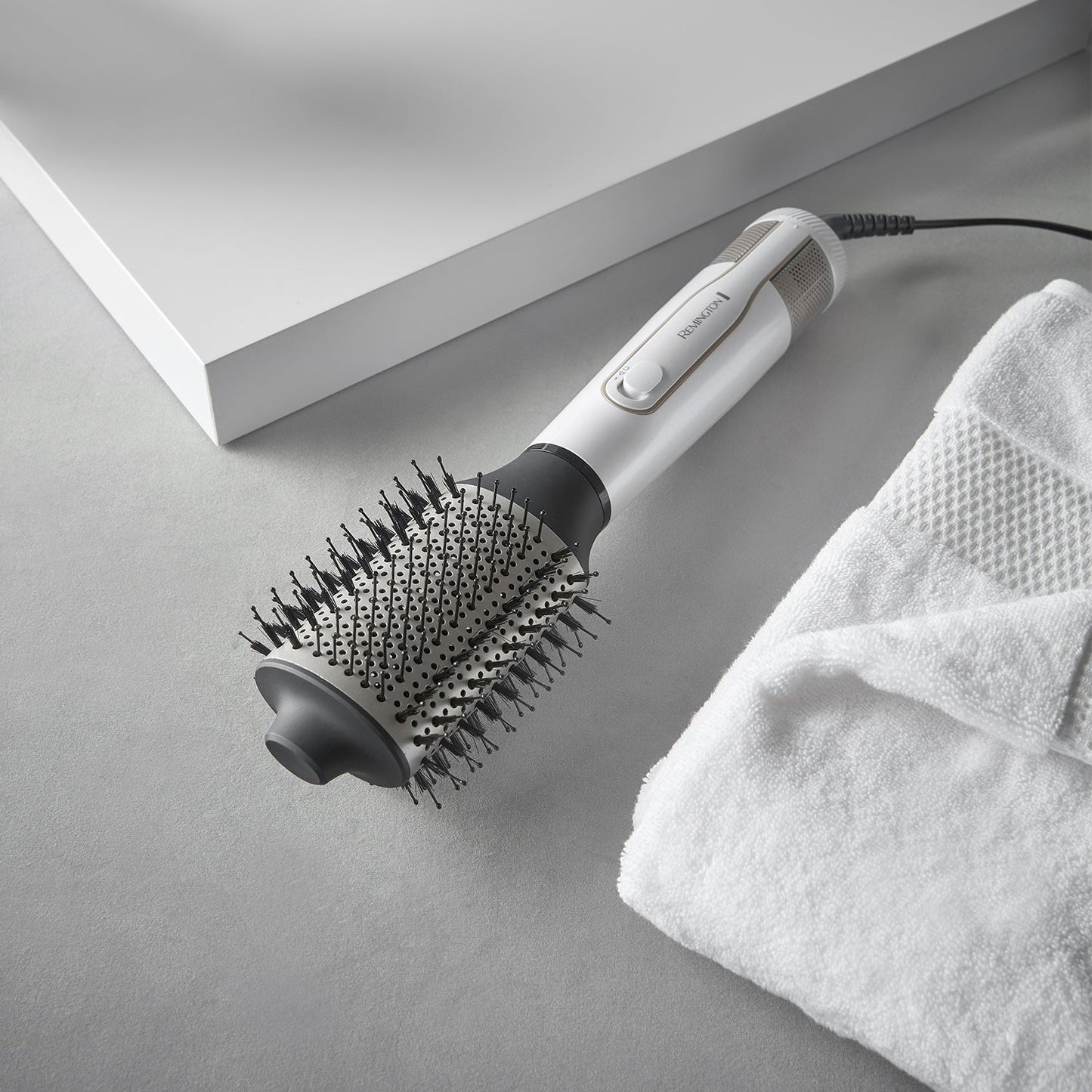 Remington Hydraluxe Air Styler AS8901