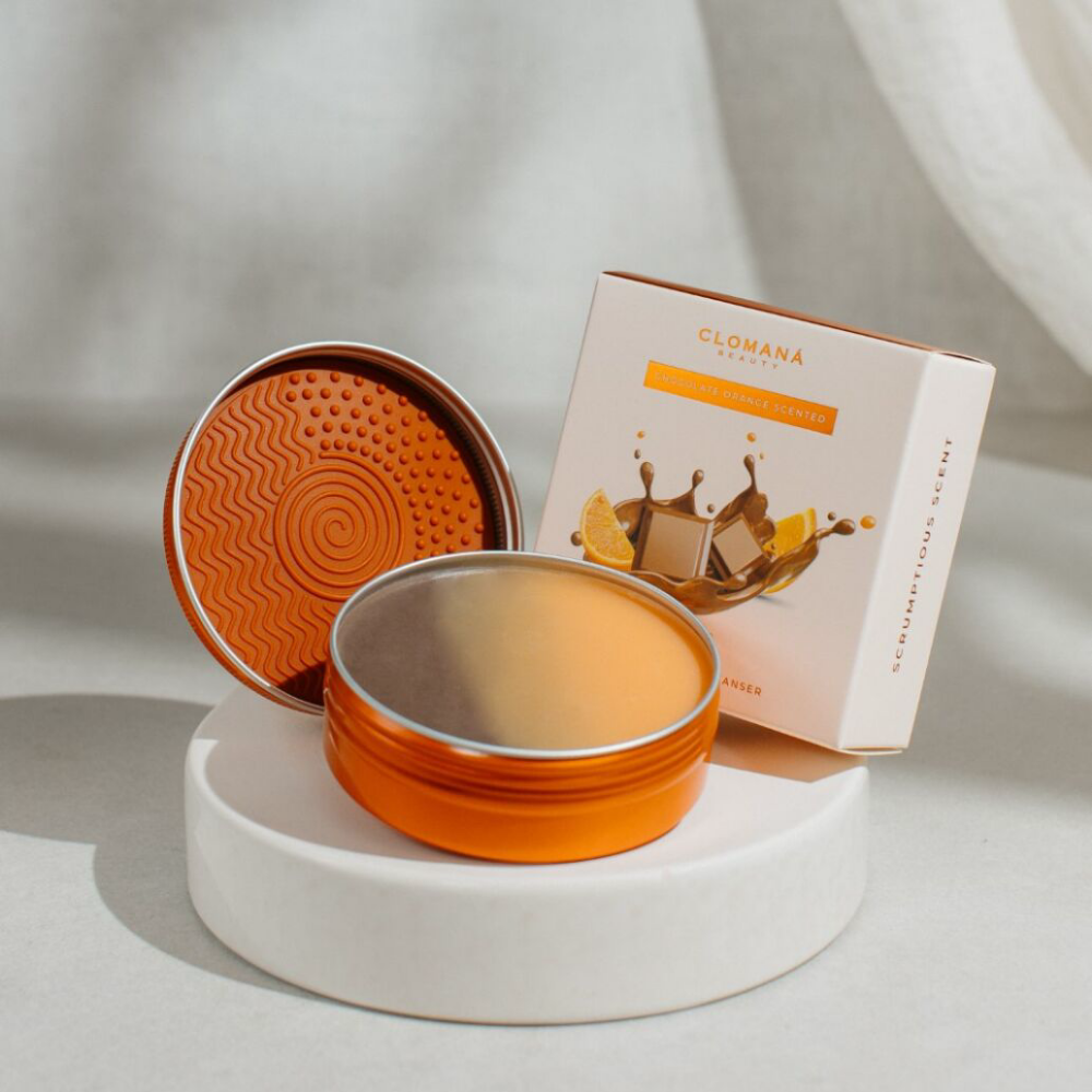 Clomana Chocolate Orange Brush Cleanser