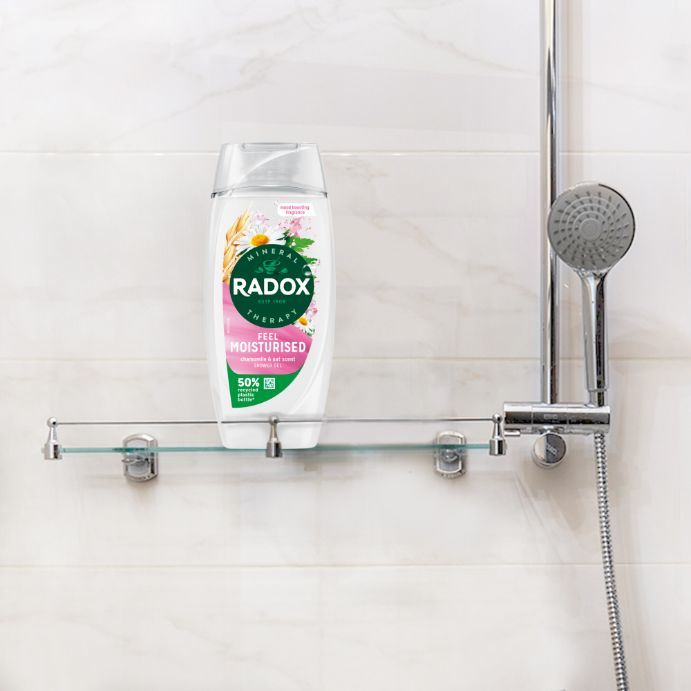 Radox Shower Gel Feel Moisturised 225ml