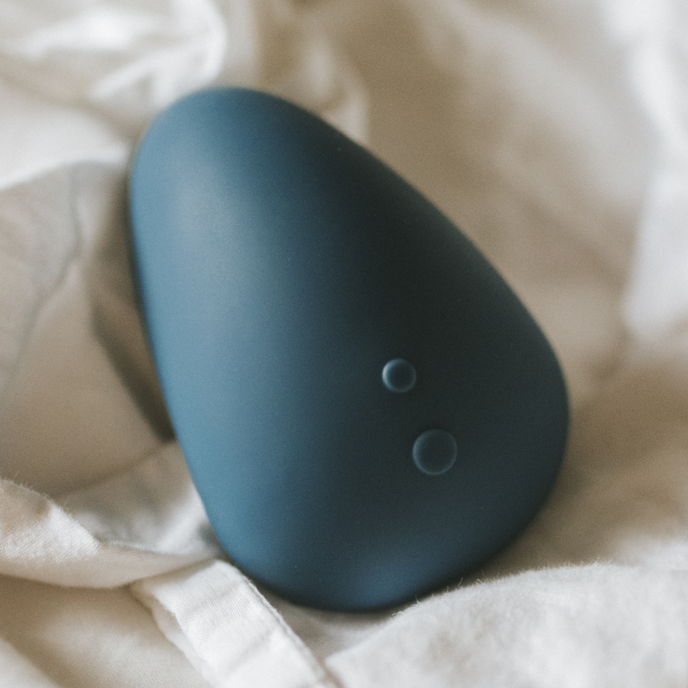 Smile Makers The Ballerina Vulva Vibrator