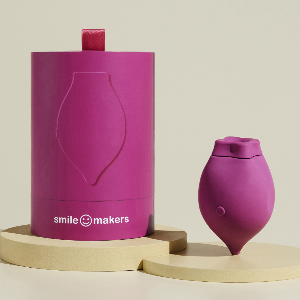 Smile Makers The Poet Clitoral Suction Vibrator