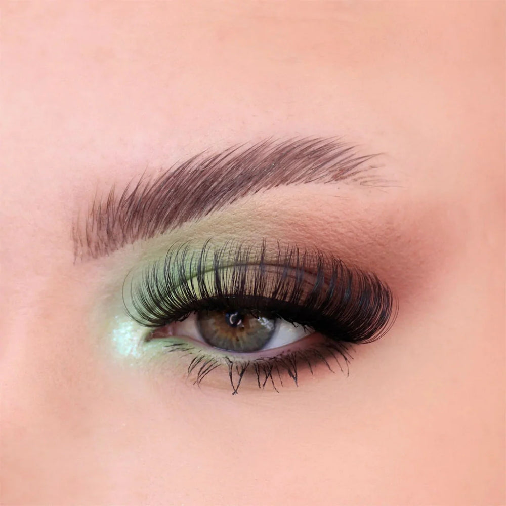 Unicorn Cosmetics Russian Fluffy Volume Unicorn Strip Lashes Black