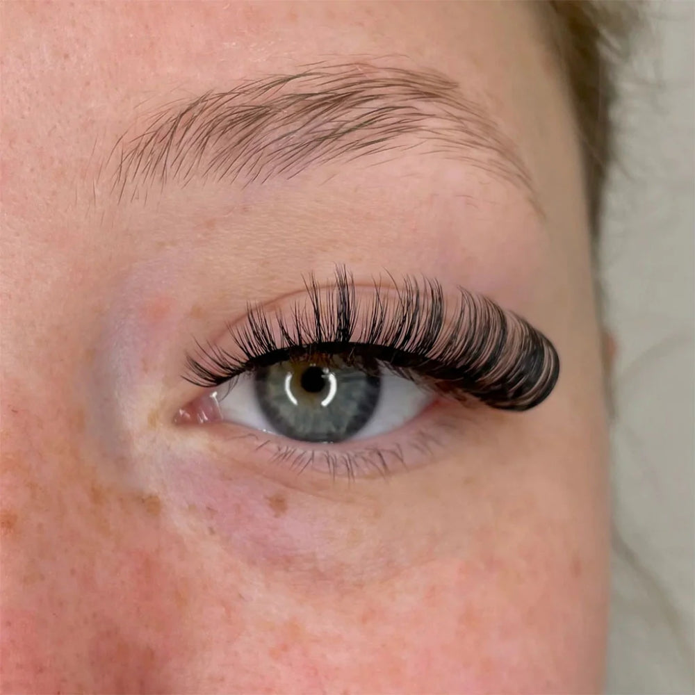 Unicorn Cosmetics Russian Volume 4 Real Unicorn Strip Lashes Black