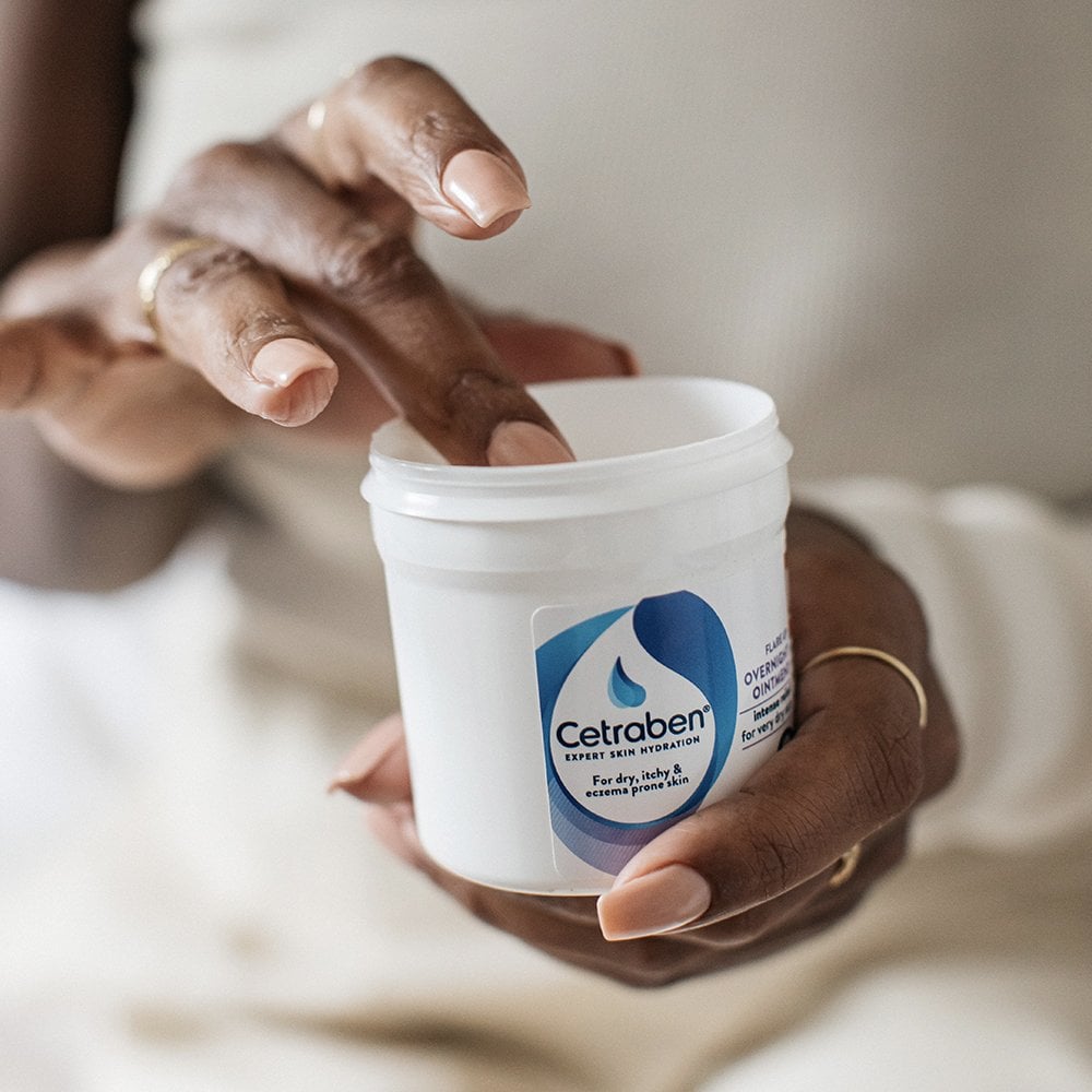 Cetraben Intensely Hydrating Overnight Ointment 120g