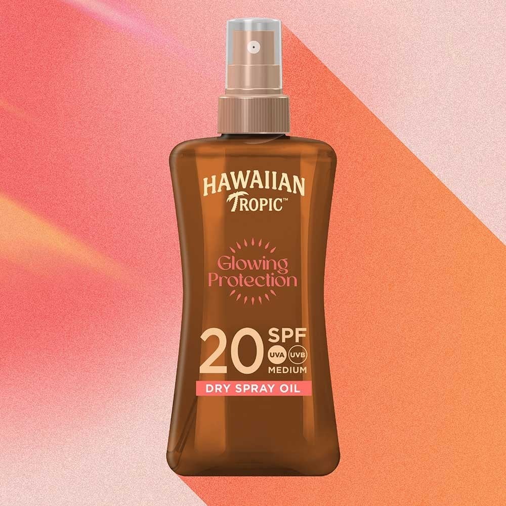 Hawaiian Tropic Glowing Protection Dry Oil Spray SPF20 200ml