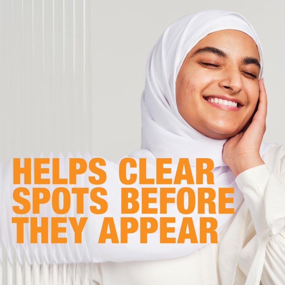 Neutrogena Visibly Clear Spot Stress Control Daily Facial Scrub 150ml