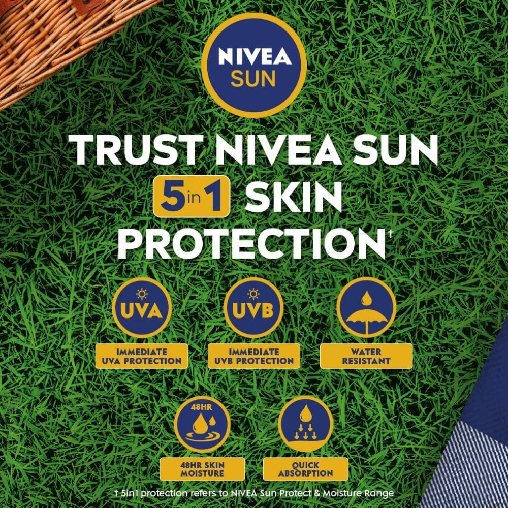 Nivea Sun Protect & Moisture Lotion SPF15 200ml