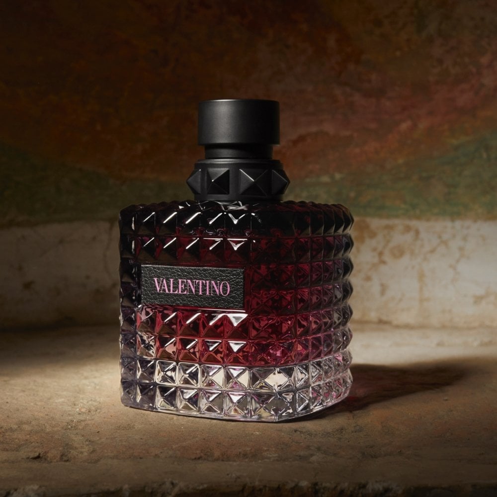 Valentino Donna Born In Roma Intense Eau De Parfum 50ml