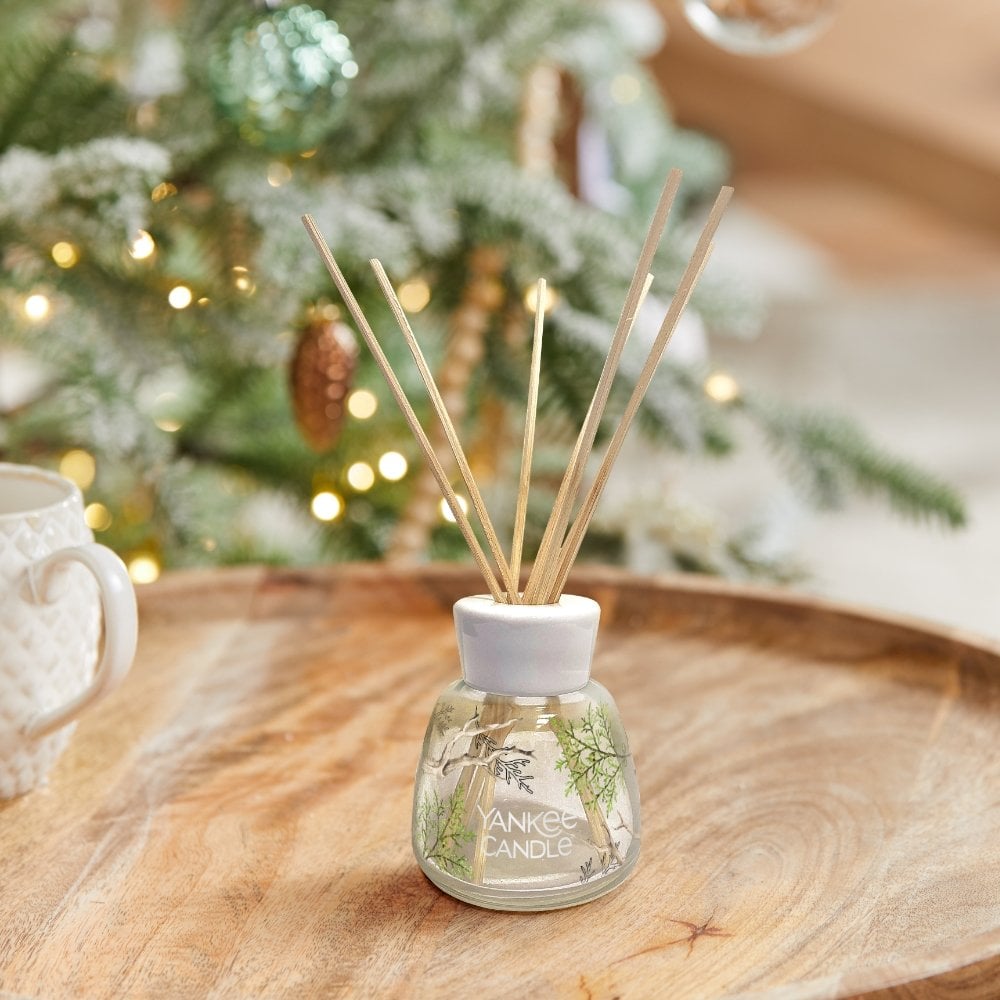 Yankee Candle Signature Reed Diffuser Bayside Cedar 100ml