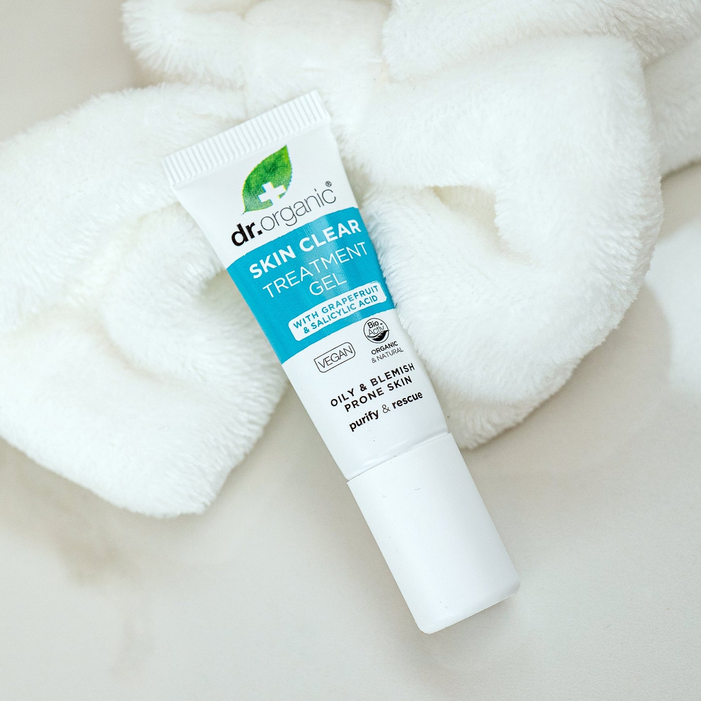 Dr. Organic Skin Clear 5-In-1 Treatment Gel 10ml