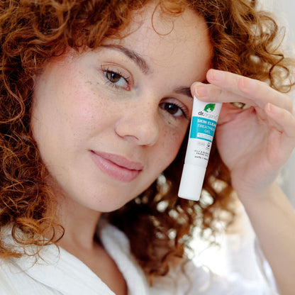 Dr. Organic Skin Clear 5-In-1 Treatment Gel 10ml