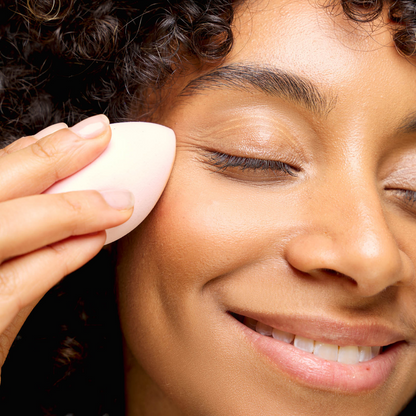 Brushworks Precision Oval Complexion Makeup Sponge
