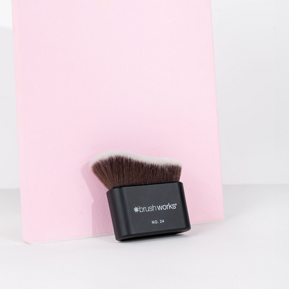 Brushworks No. 24 Blending Face & Body Brush