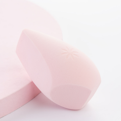 Brushworks Blend & Sculpt Complexion Sponge