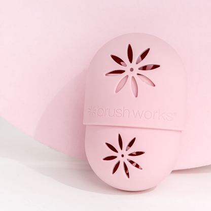 Brushworks Makeup Sponge Shield