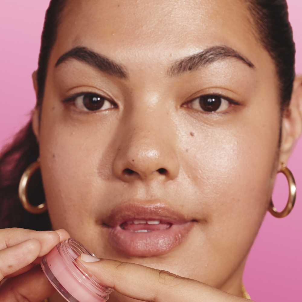 Burt's Bees Overnight Passionfruit & Chamomile Lip Treatment 7g