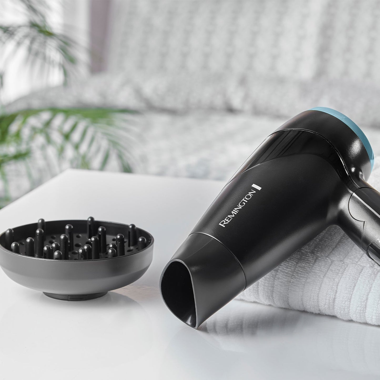Remington On The Go 2000W Compact Travel Hairdryer D1500