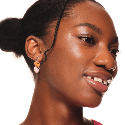 Essence Baby Got Diamond Highlighter Stick 5.4g