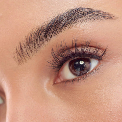 Kiss The New Natural 01 White Shirt False Strip Lashes Black