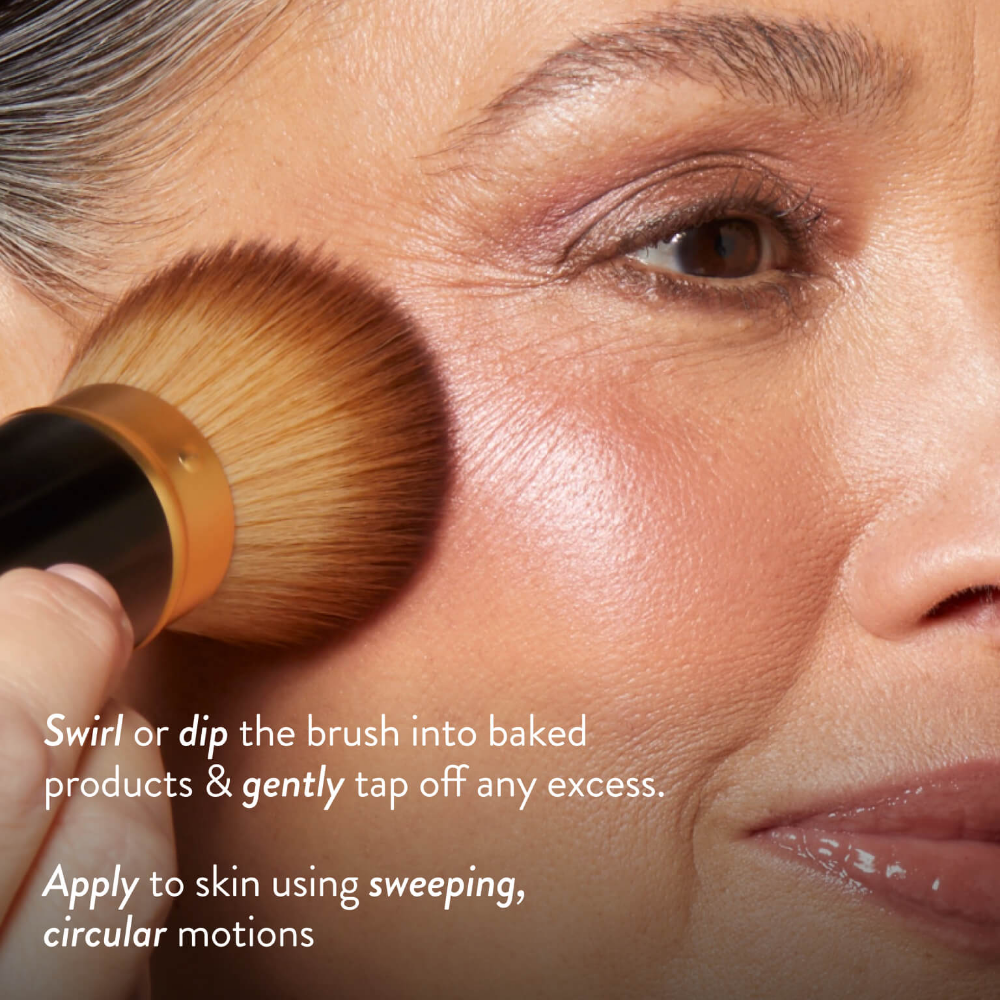 Laura Geller Retractable Angled Kabuki Brush