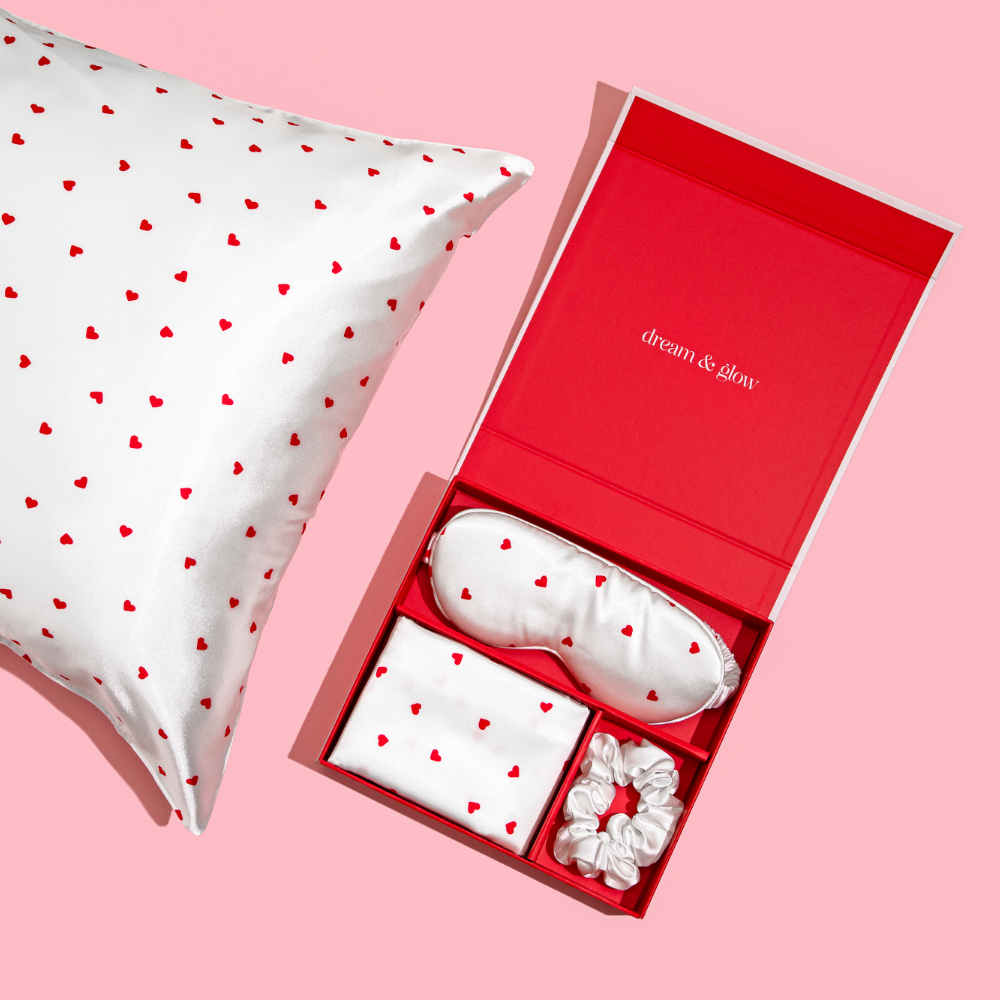 Silver Cloud Satin Gift Set Heart Print