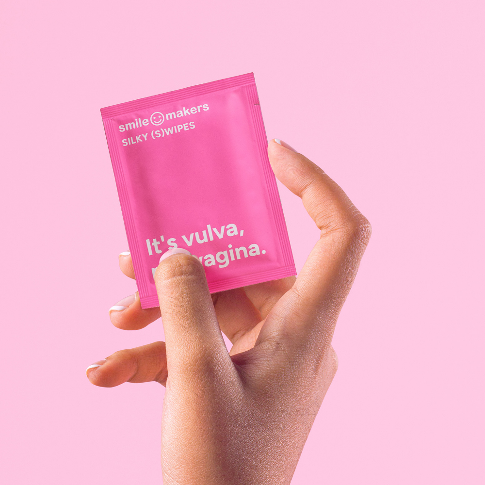 Smile Makers Silky Swipes Intimate Wipes x12