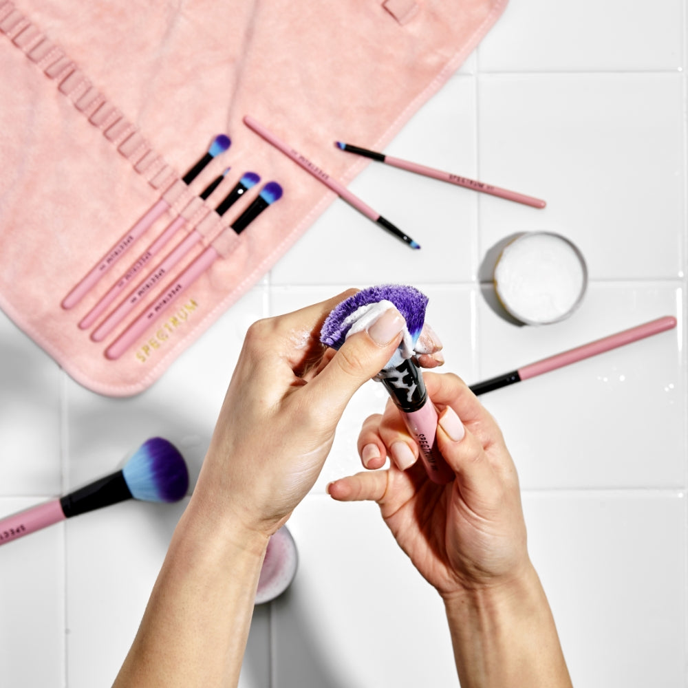 Spectrum Collections Brush Laundrette Towel