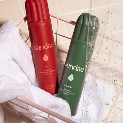 Sundae Whipped Shower Foam Very Berry 265ml