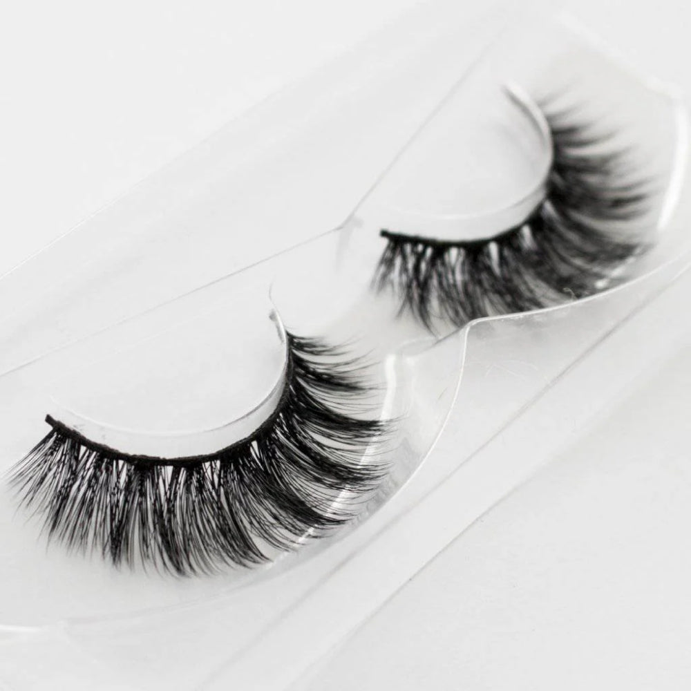 Unicorn Cosmetics Honey Bee Unicorn Strip Lashes Black