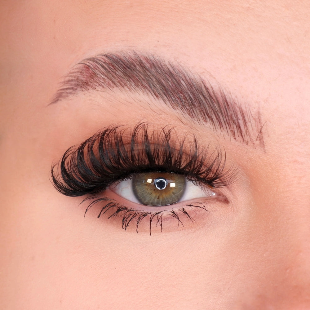 Unicorn Cosmetics Russian Full Volume Unicorn Strip Lashes Black