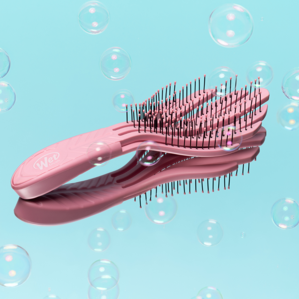 Wet Brush Go Green Curl Detangler Brush Pink