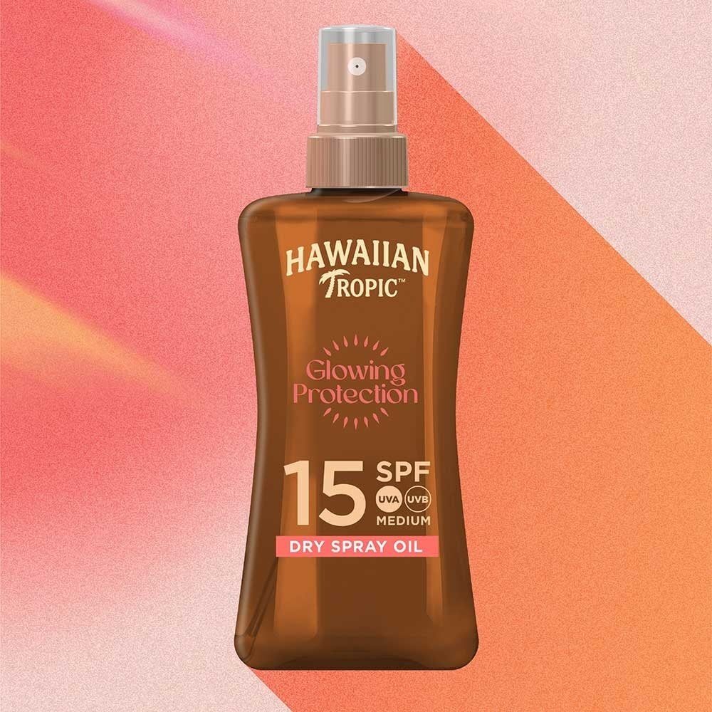 Hawaiian Tropic Glowing Protection Dry Oil Spray SPF15 200ml