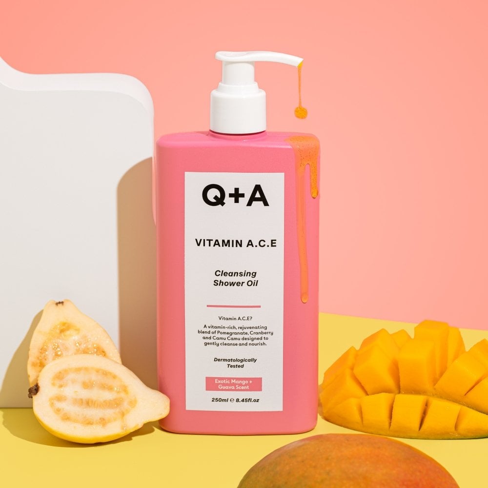 Q+A Vitamin A, C & E Cleansing Shower Oil 250ml