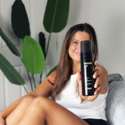 b.tan Tanned AF 1 Hour Self Tan Mousse Darkest 200ml
