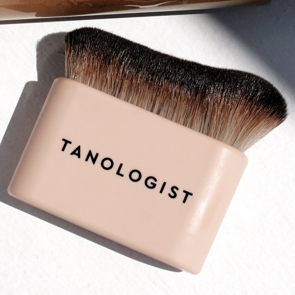 Tanologist Kabuki Blending Brush
