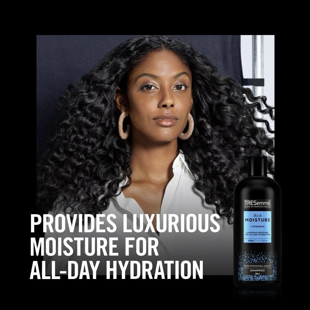 TRESemme Rich Moisture Shampoo 680ml