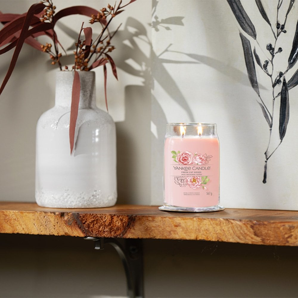 Yankee Candle Fresh Cut Roses Large Signature Jar Candle