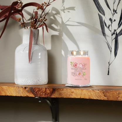 Yankee Candle Fresh Cut Roses Large Signature Jar Candle